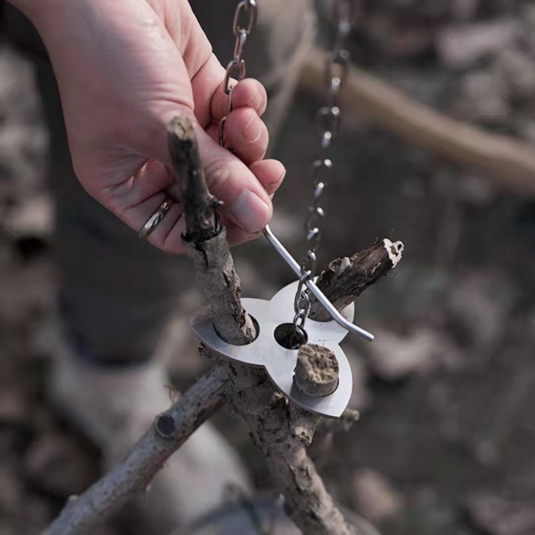Stainless Steel Camping Tripod - Camping Cooking Accessories recension och pris